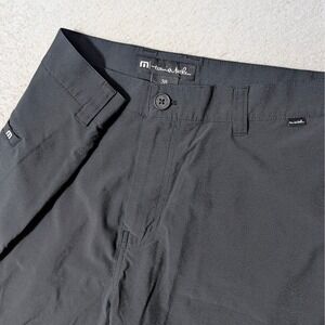 NEW TravisMathew Shorts Mens 38/9 Black Beck Stretch Golf Performance 1MS143